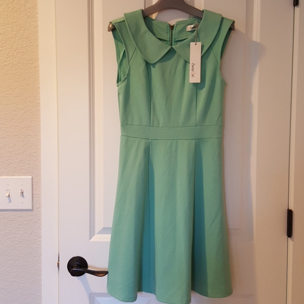 Sunny Girl mint green sleeveless dress